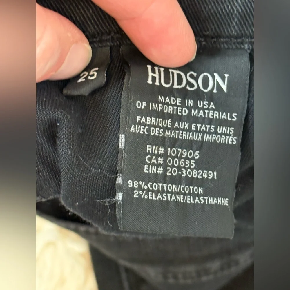 HUDSON THE RILEY CROP STRAIGHT JEANS LOW RISE SZ 25 BLACK CRYSTALS BUTTON FLY